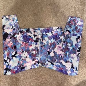 Fabletics Cropped Legging